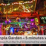 شقة Cozy Garden Loft - 2 Queen Beds, 5min To Szimpla