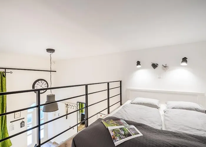 Apartament Cozy Garden Loft - 2 Queen Beds, 5min To Szimpla
